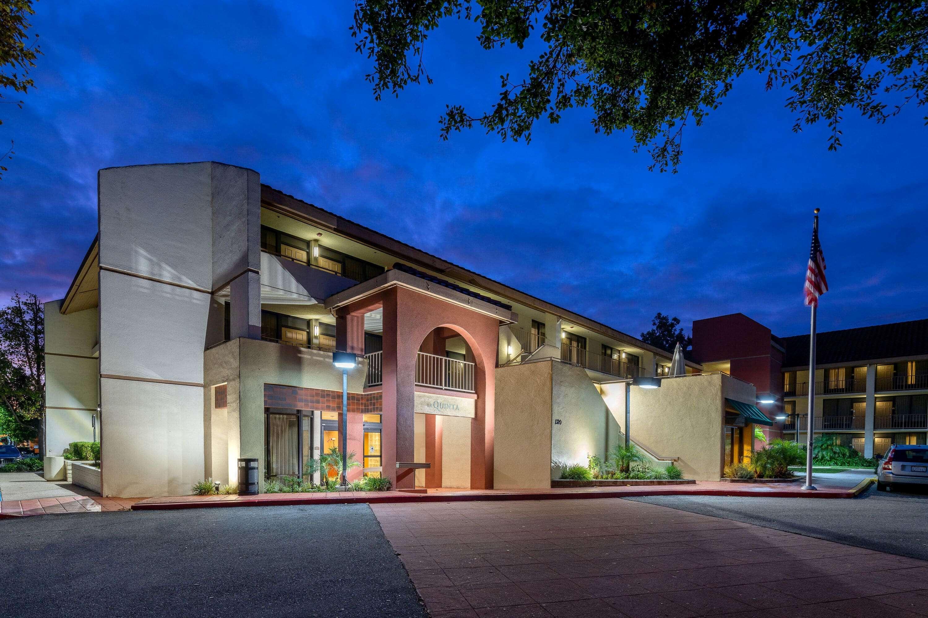 La Quinta By Wyndham Thousand Oaks-Newbury Park Exterior foto