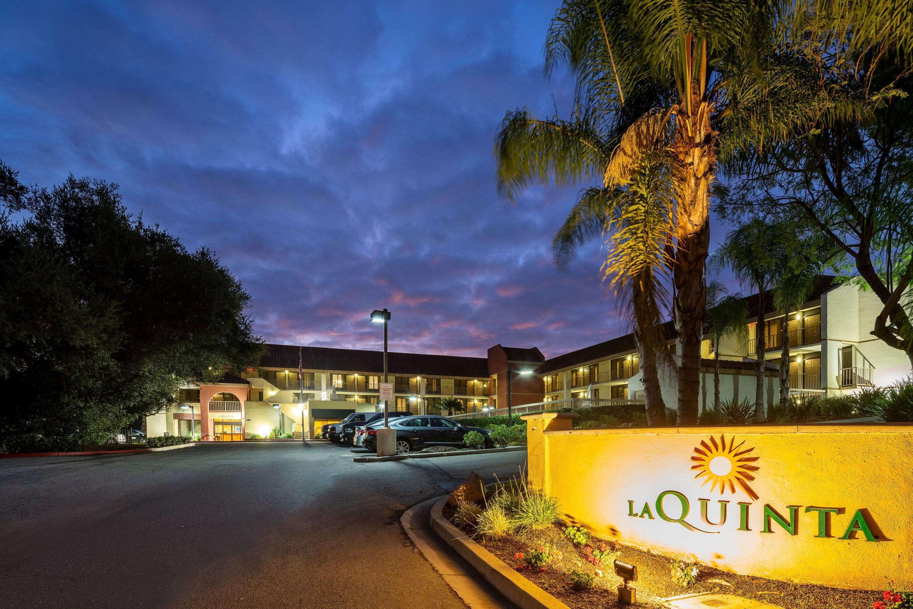 La Quinta By Wyndham Thousand Oaks-Newbury Park Exterior foto