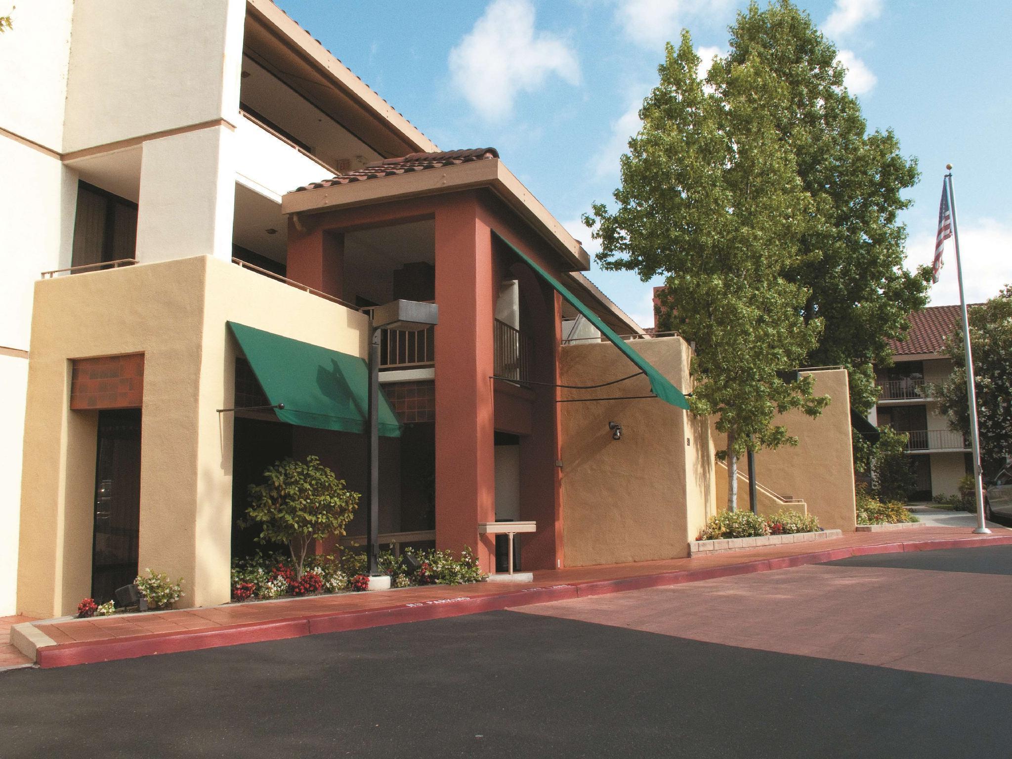 La Quinta By Wyndham Thousand Oaks-Newbury Park Exterior foto